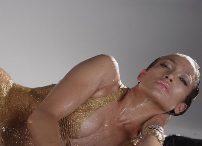 Una empresa de lubricantes interesada en Jennifer Lopez como reclamo