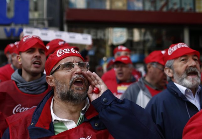 Protestas de trabajadores de Coca Cola en Génova
