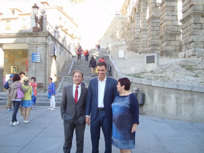 Sánchez en su visita a Segovia