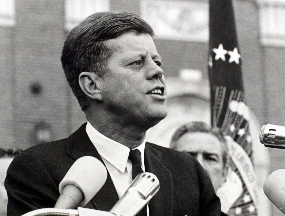 Hulu Emitirá Una Serie Sobre El Asesinato De Jfk Basada En Un Libro De