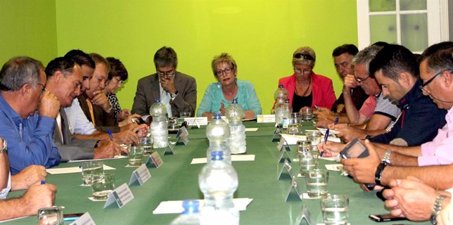 Reunión de Elena Víboras con el sector pesquero del Golfo de Cádiz.