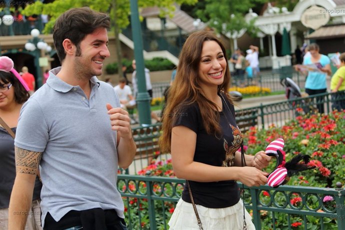 Natalia Verbeke, intenta recuperar la sonrisa con su novio Jaime Renedo