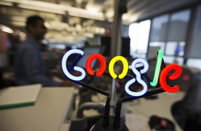 OFICINAS DE GOOGLE, TRABAJADORES, GOOGLE