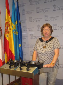 Cristina Tuya, IU Gijón