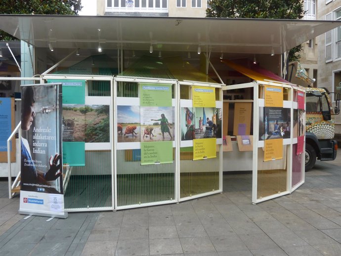Exposición de la Fundación Vicente Ferrer en Vitoria