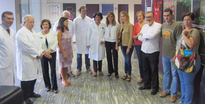 Susana Díaz se reúne con investigadores y la asociación de ELA