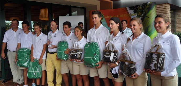 El equipo español que participó en el torneo Lacoste de golf en 2014