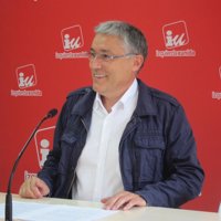 IU reprocha al PSOE que sea un partido "demoscópico" más interesado en mantener el poder que en la ciudadanía