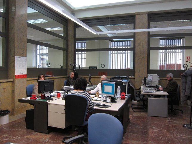 Trabajadores en oficina