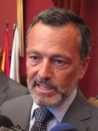 Hernández pide "celeridad" en la investigación a Prado