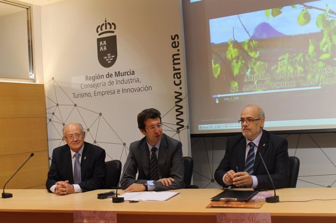 Ruiz, con Tamayo y Gómez presentan la Procesión Magna de Cieza