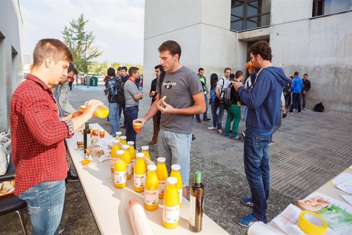 Desayuno programado dentro del Plan de Universidad Saludable.