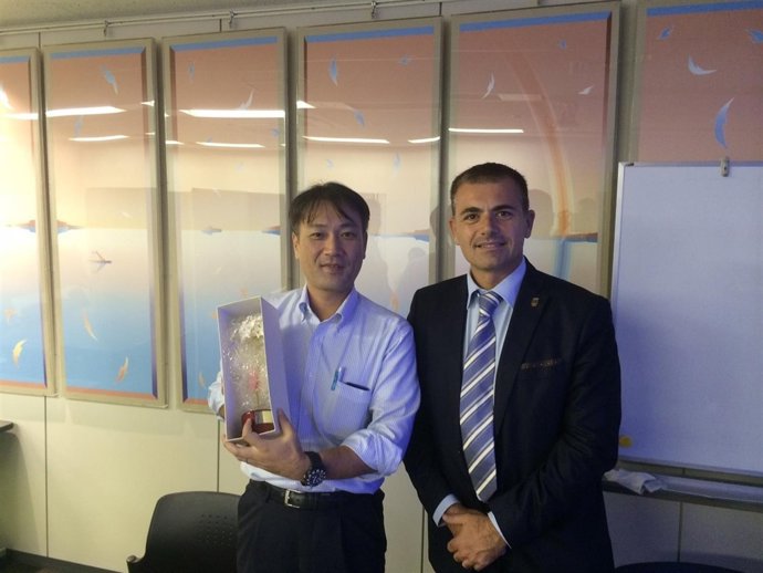 Andrade concejal turismo malaga con director de Miki Tourist