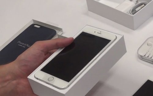 Unboxing iPhone 6 y 6 Plus smartphone Apple