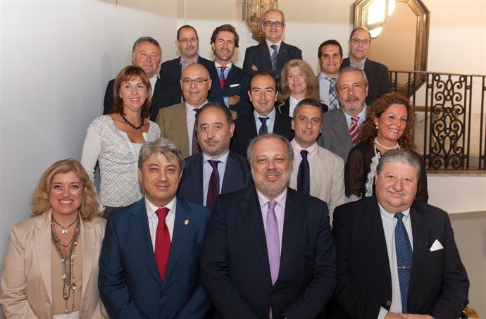 Presentación de la candidatura de Adais al Colegio de Abogados