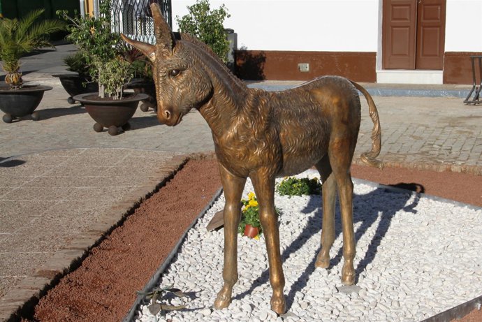 Moguer Pondrá Mañana Voz A 'Platero Y Yo' En Distintos Idiomas