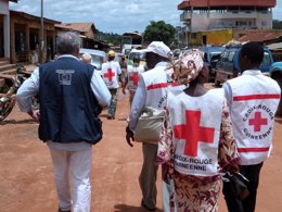 Médicos en Guinea ante la epidemia del ébola