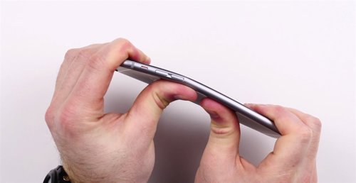 ¿Se Dobla El Iphone 6? Este Test Lo Prueba Frente Al Galaxy Note 3