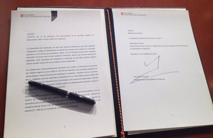 Decreto de convocatoria de la consulta del 9N