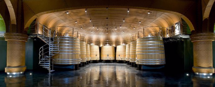 Barricas de vino de Vivanco