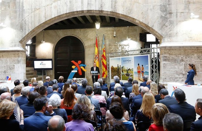 Acto con motivo del Día Mundial del Turismo en el Palau de la Generalitat