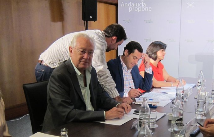 Juanma Moreno, en el Foro de Infraestructuras, Transportes y Urbanismo.