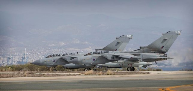  Dos Aviones Tornado De Las Fuerzas Aéreas Británicas
