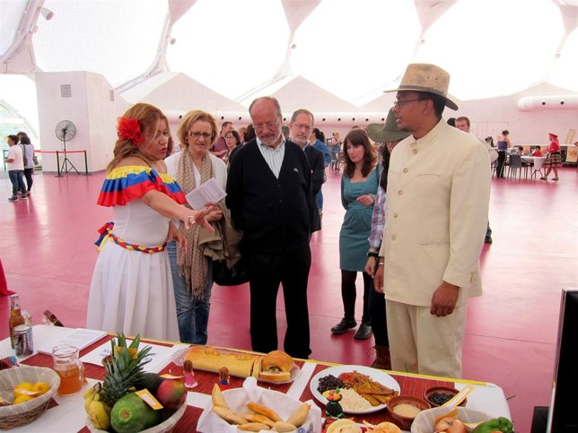 De la Riva y Hernández en la Feria de las Culturas de Valladolid
