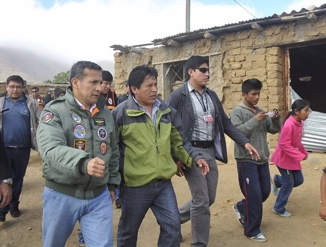 El presidente de Perú se persona en Coracora tras el terremoto para contabilizar
