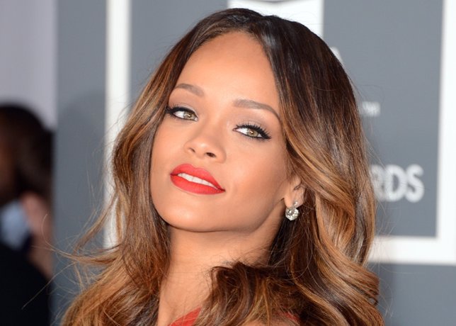 Que Rihanna luzca guapa cuesta la friolera de... ¡38 mil euros!