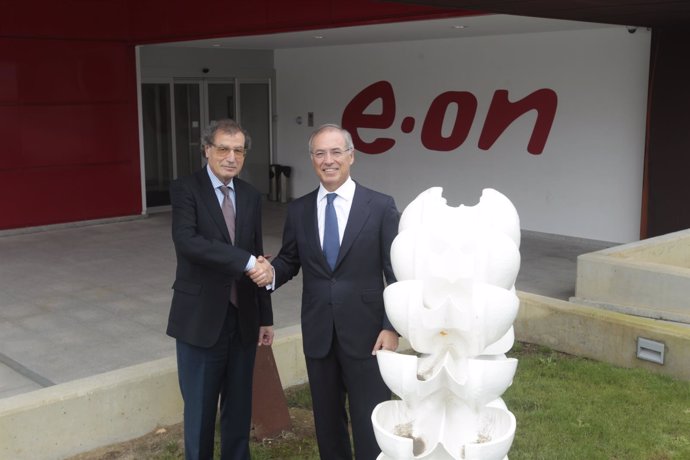 El presidente de E.ON en España y el presidente del Ateneo