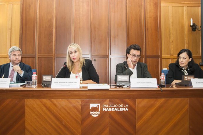 La consejera de Ganadería en la jornada sobre las pequeñas queserías