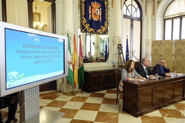 De la Torre alcalde Málaga presenta ordenanzas fiscales 2015