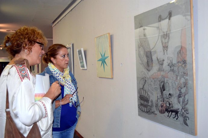 Inauguración en Punta Umbría de la muestra del VII Premio de Pintura de la UNIA.