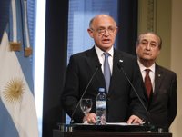 Argentina rechaza el fallo de Griesa y denuncia que "viola el derecho internacional"