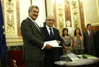 Andalucía recibirá en 2015 1.958,16 millones de euros de inversión real regionalizable, el 17,4 % del total