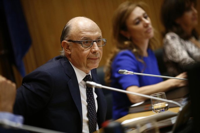 Presentación de Presupuestos 2015, Cristóbal Montoro y Fernández Currás