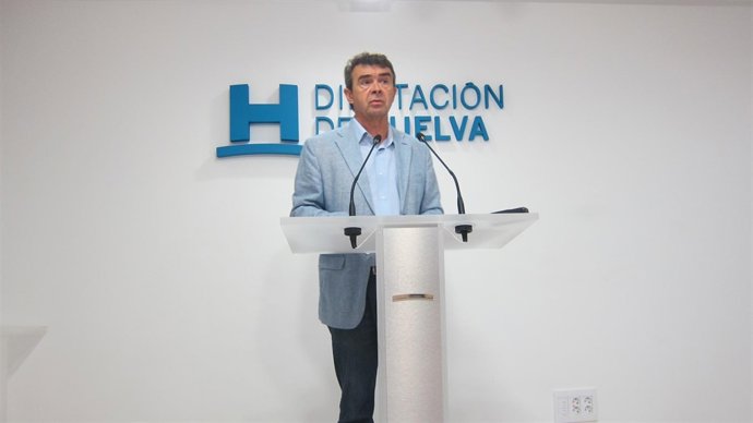 El portavoz del PSOE en la Diputación de Huelva, José Martín.