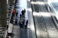 Renfe recibirá 501 millones del Estado en 2015 para costear los trenes considerados de servicio público