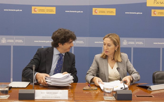 Ministra de FOmento, Ana Pastor, presenta presupuestos de 2015