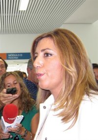 Díaz dice que, tras hacer cumplir la ley, Rajoy tiene el "reto" de "convencer de que España tiene futuro"