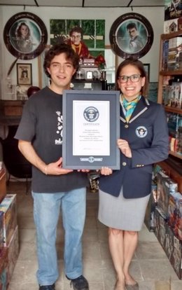 Un mexicano posee la mayor colección de piezas de Harry Potter en todo el mundo