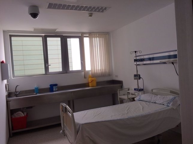 Habitación de aislamiento por supuestos ébola en Ceuta