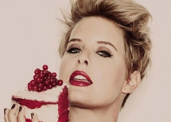 Tania Llasera, golosa protagonista de una campaña de publicidad