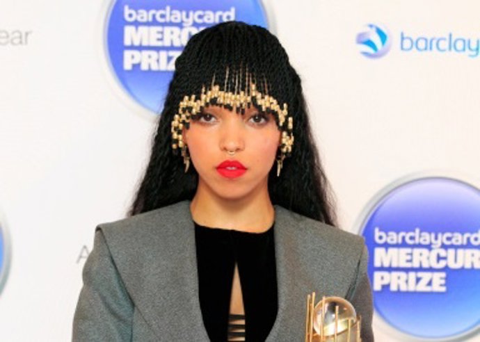 LONDON, ENGLAND - SEPTEMBER 10:  FKA Twigs attends the Barclaycard Mercury Prize