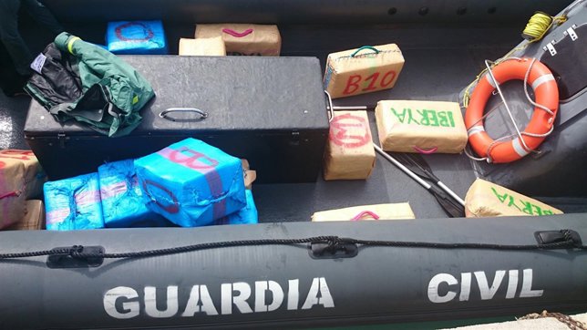 Una de las semirrígidas intervenidas en Ceuta