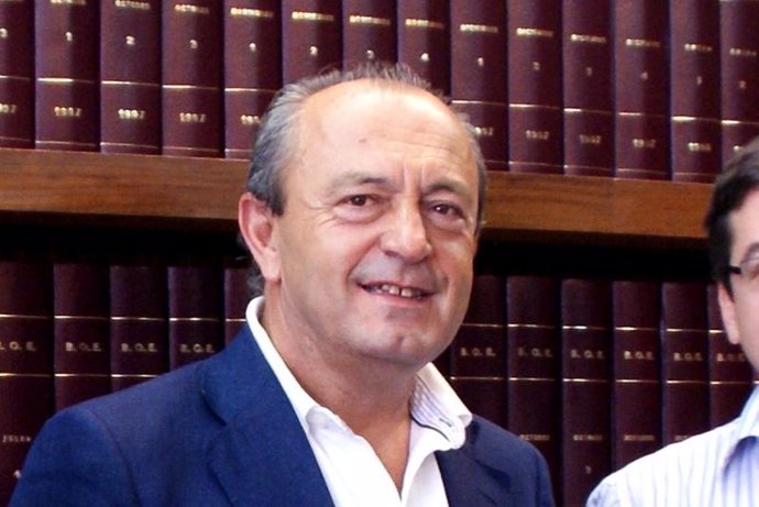 López Marcano, Consejero De Turismo De Cantabria