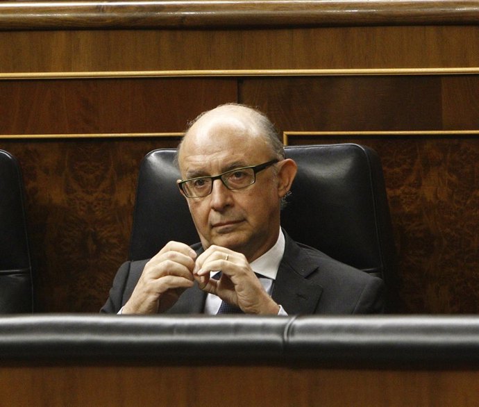 Cristóbal Montoro, ministro de Hacienda 
