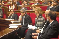El Parlament desafía al TC y designa a la comisión electoral del 9-N
