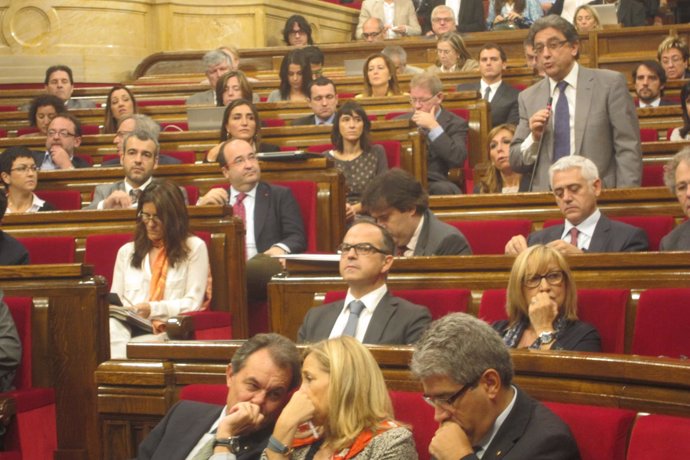 Pleno en el Parlament con la intervención del portavoz dle PP Enric Millo